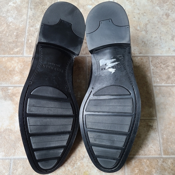 Cole Haan New Men's 10 Oxford style dress shoes - Picture 2 of 6